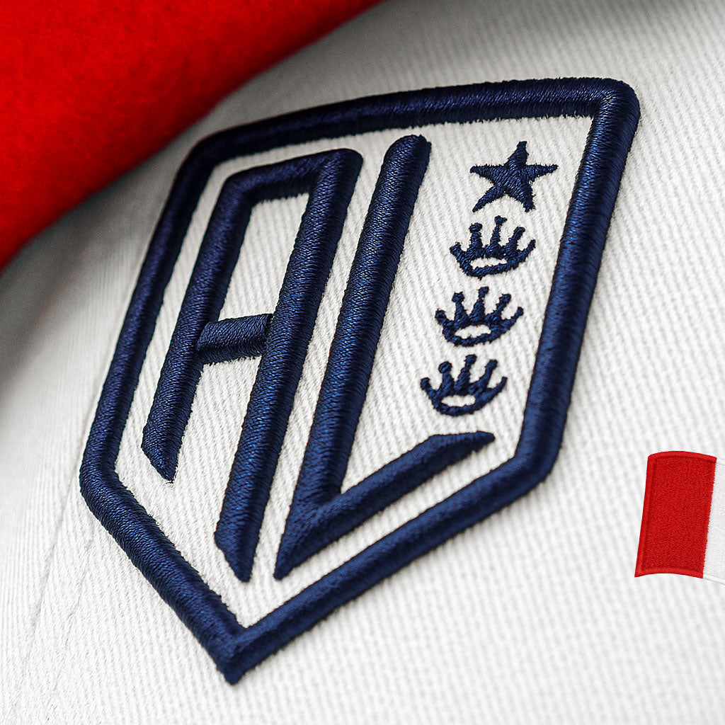 Gorra Escudo AL Blanca con bandera 2025